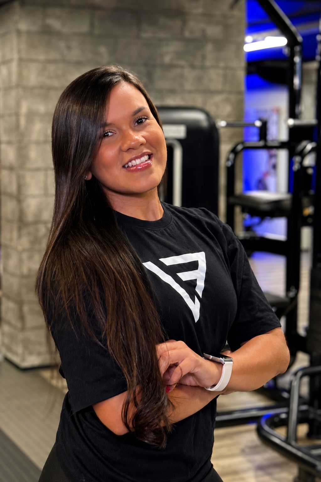 Letícia Fernanda, personal trainer, na academia